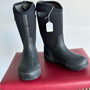 Bogs Youth Size 3